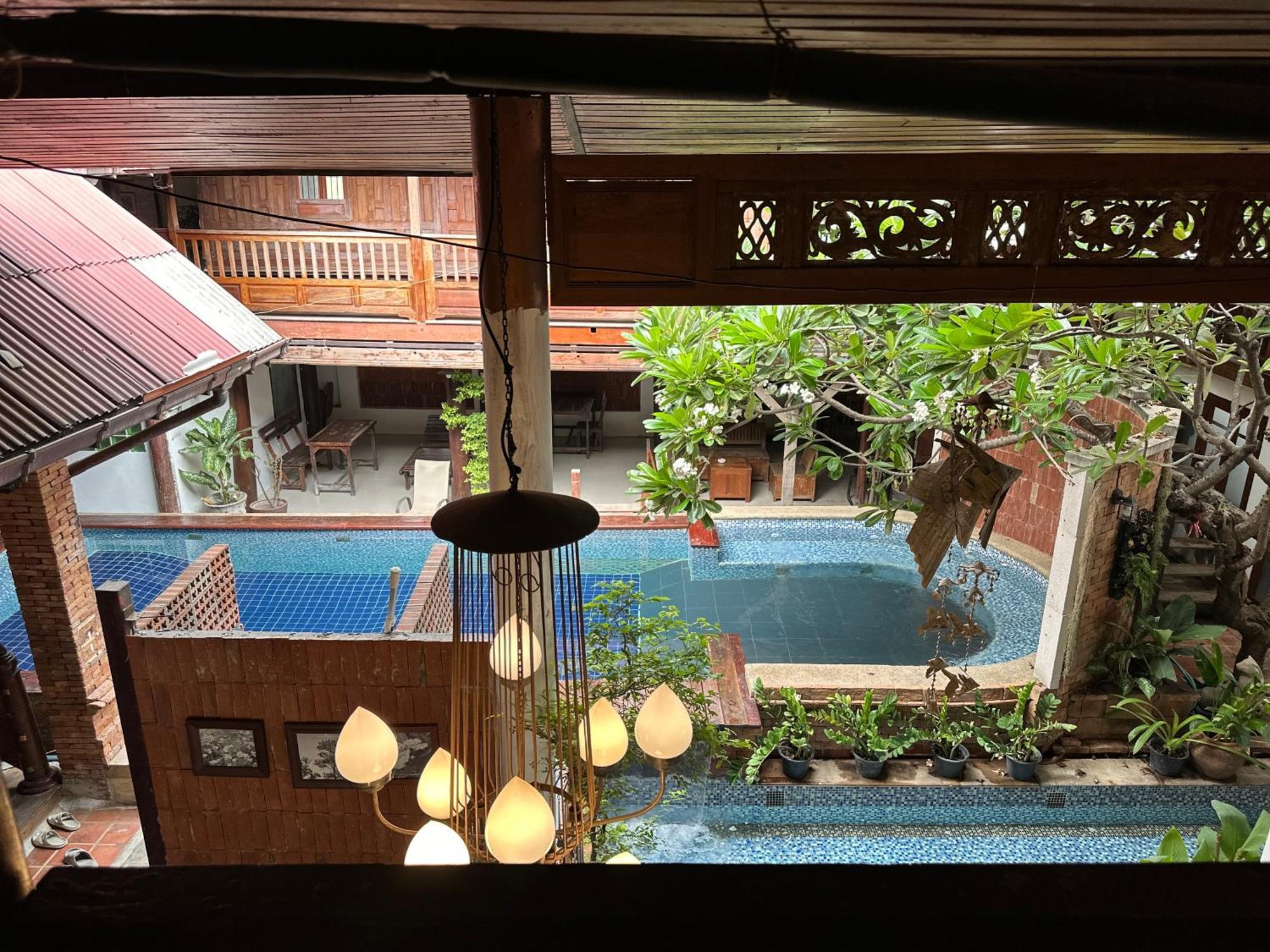 Tony'S Place Ayutthaya Esterno foto