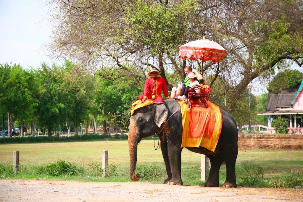 Tony'S Place Ayutthaya Esterno foto